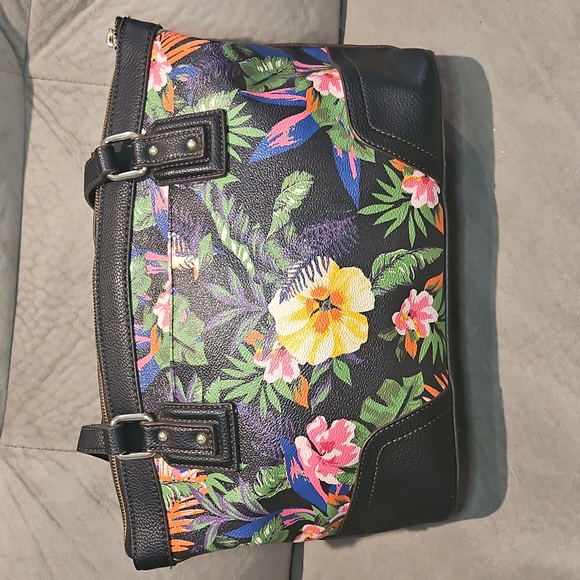 Liz Claiborne Floral Shoulder Bag - Picture 2 of 13